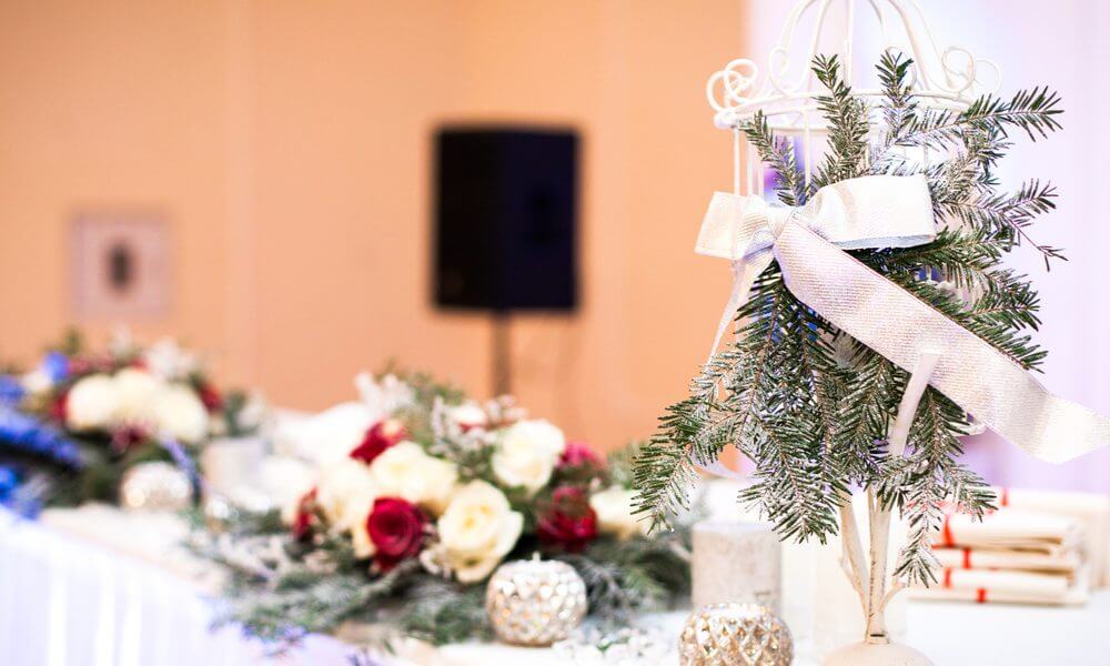 Looking-for-Winter-Wedding-Services-Through-Christmas-Eve