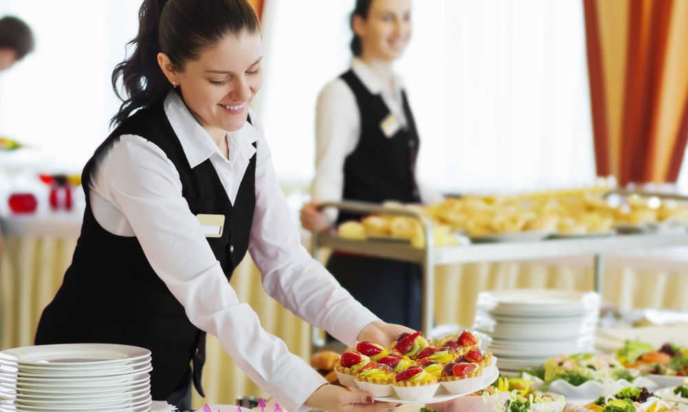 5-Essential-Tips-for-Hiring-the-Best-Caterer-for-Your-Event
